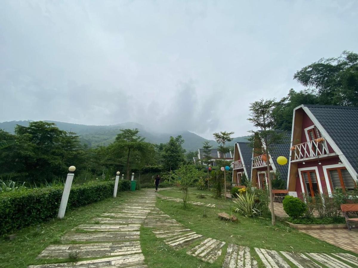 Furano Garden Home Hoa Binh - Venuestay 외부 사진